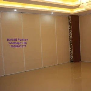 2 - 4 Meters Height Acoustic Office Partition Walls Top Hung And Floor With Vinyl Seals