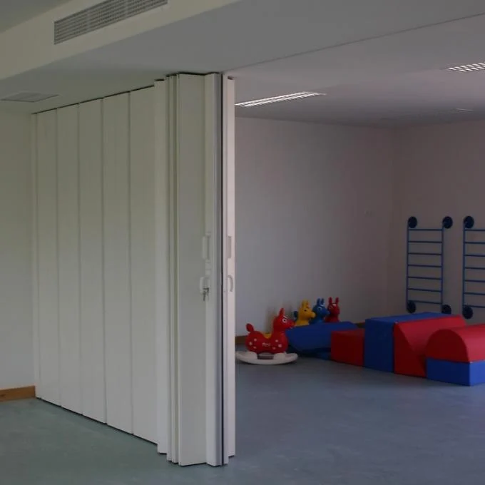 2019 Modern Restaurant Conference Room Wooden Sliding Folding 100 mm Partition Wall 0