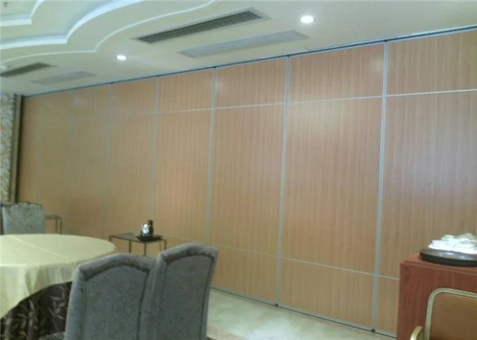 3 3/8 inch THK Folding Acoustic Room Dividers For Convention & Exhibition Centre 36 / 42 dB 2
