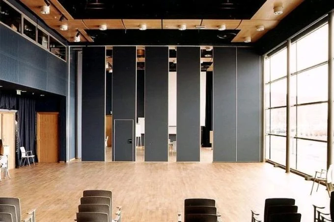 4m Height Operable Partition Walls Aluminium Alloy And MDF Board Door Material 0