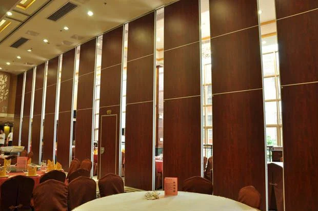 500 mm -- 1220 mm Panel Width Folding Sliding Partition Wall Easy Operation 2