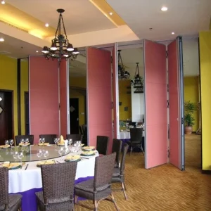 500 mm -- 1220 mm Panel Width Folding Sliding Partition Wall Easy Operation