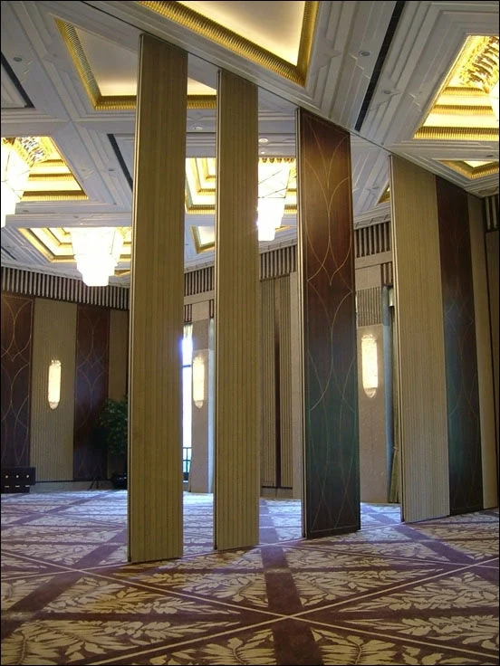 65mm Wooden Partition Wall Single Roller Max Panel Height 4000 mm 1