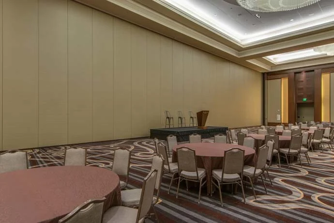 85 mm Thickness Banquet Hall Acoustic Operable Partition Walls Commercial Furniture