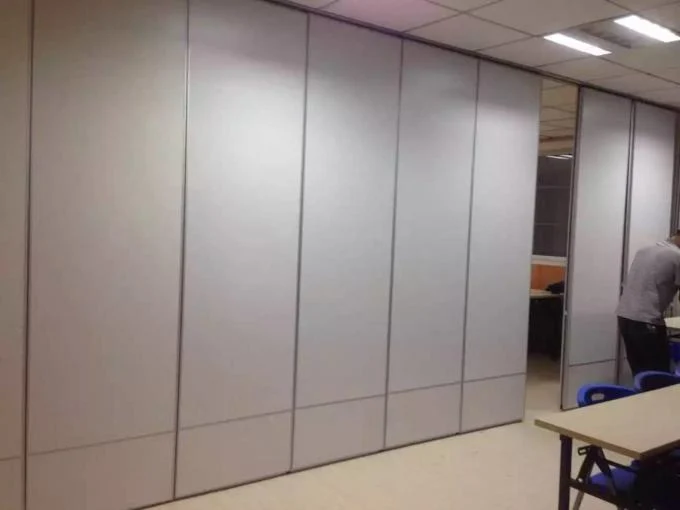 Durable Acoustic Room Dividers , Banquet Hall Sound Proofing Partitions 1