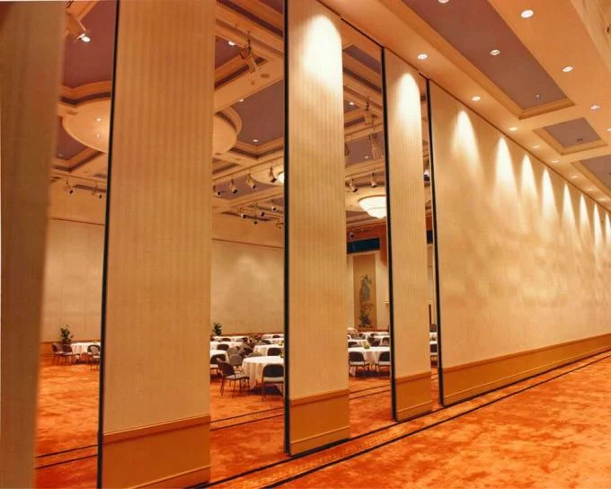 Malaysia Folding Partition Walls , Panel Height 6 m Removable Room Divider 0