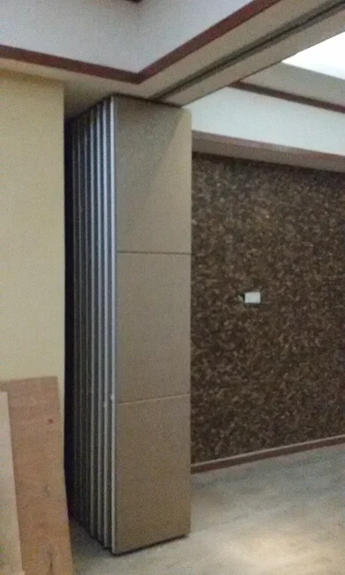 Acoustic Banquet Hall Wooden Partition Wall , Ceramic Partition Ring 1