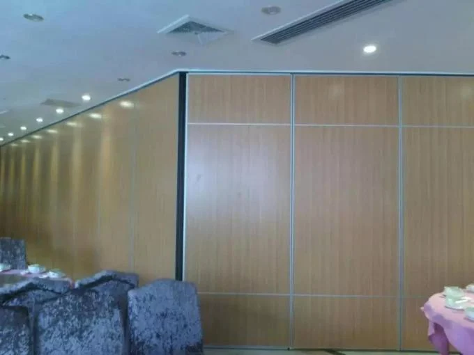Acoustic Moving Sound Proof Room Divider Flexible Aluminium Track For Office 1