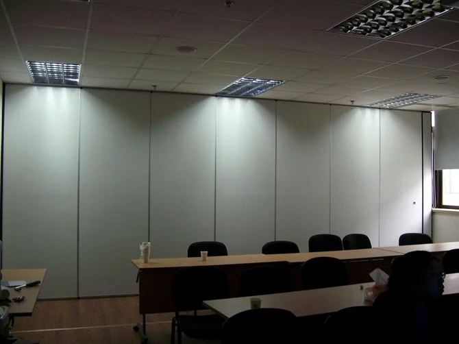 Acoustic Room Dividers / Soundproof Movable Wall Dividers with Sliding Track Wheels 1