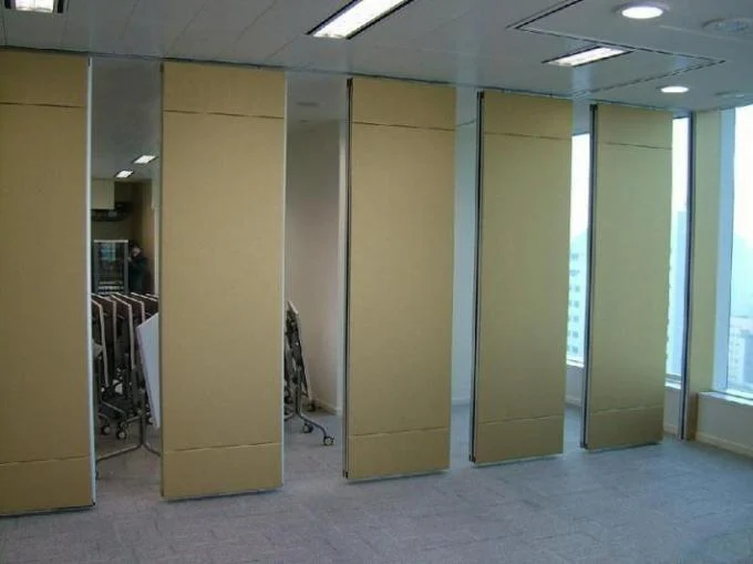 Durable Lightweight Flexible Movable Sliding Partition Walls For Restaurant 1