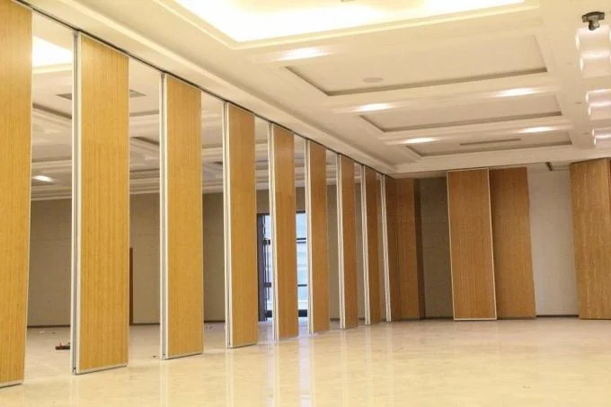 Acoustic Wooden Movable Operable Folding Partition Wall For Banquet Hall 0