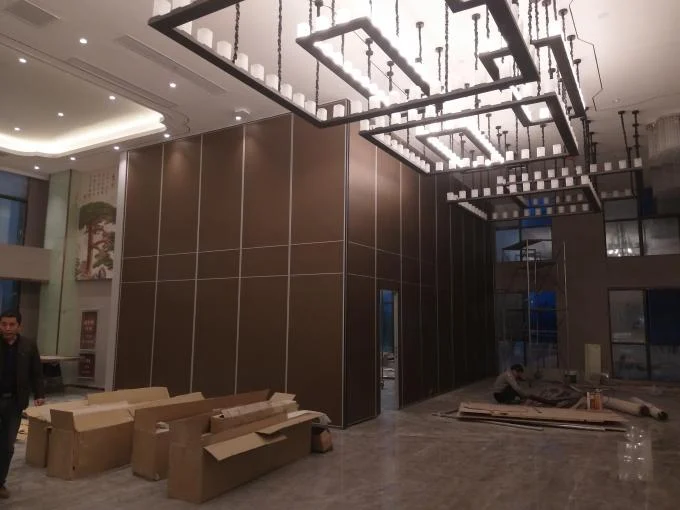 Air - Proof Foldable Interior Wood Partition Wall / Movable Room Divider 0
