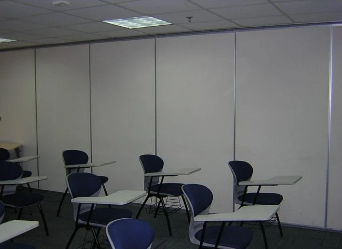 Aluminium Alloy Melamine Surface Folding Partition Walls , Interior Hotel Soundproof Room Dividers 0