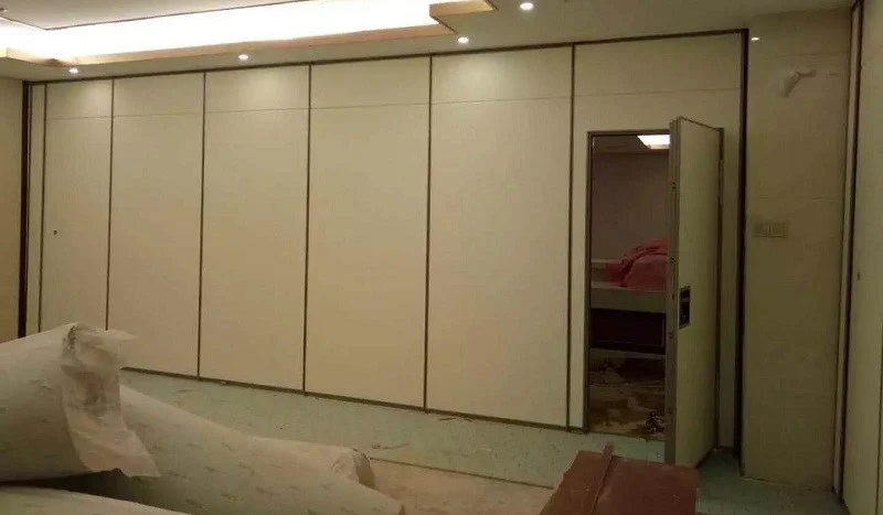 Aluminium Alloy Melamine Surface Soundproof Movable Wall Partition 65 mm Thickness
