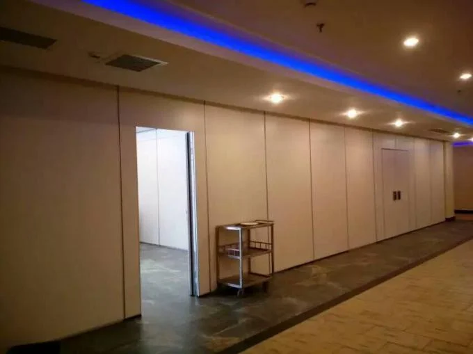 Aluminium Bi-Fold Doors Movable Collapsing Sliding Partition Wall Easy Installation 3