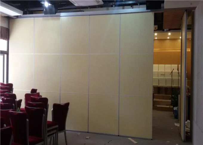 Aluminium Folding Partition Acoustic Folding Internal Doors For Hotel 0