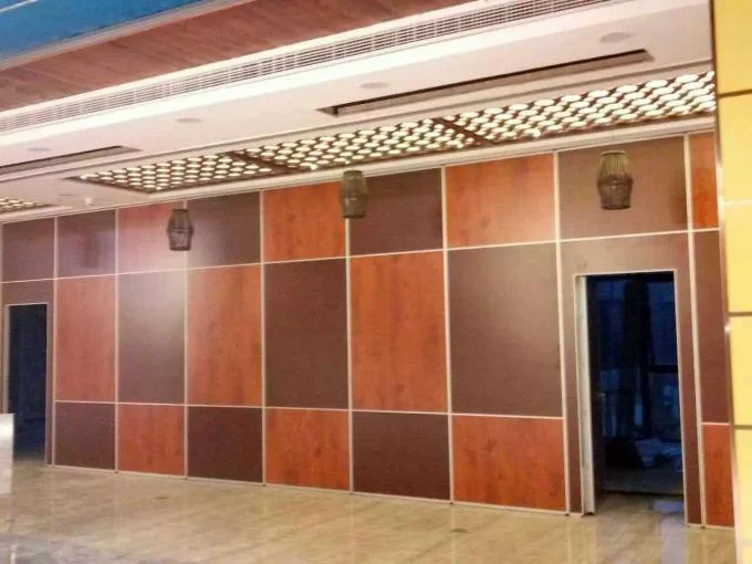 Aluminium Frame Operable Acoustic Movable Walls / Banquet Hall Sliding Folding Partition 1