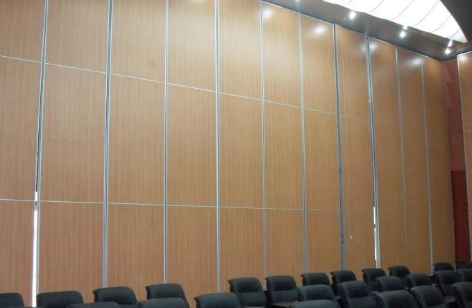 Aluminium Hotel Sound Proof Partition Wall / 4m Height Moving Room Dividers 1