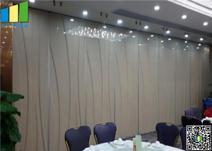 Aluminium Office Partition Acoustic Room Dividers Operable Wall for Restaurant 0