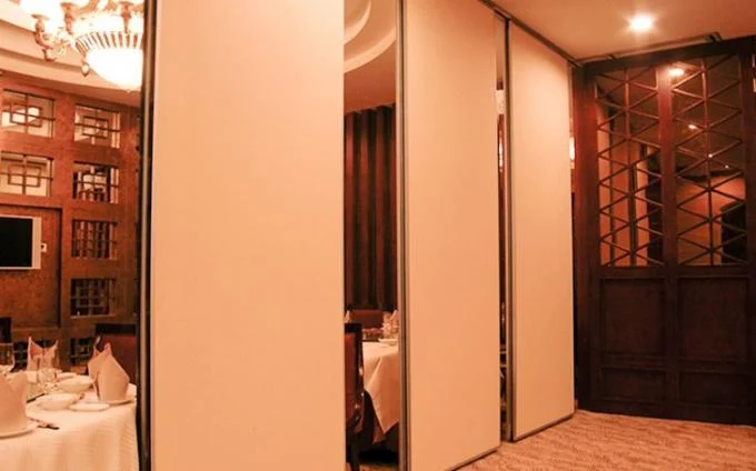 Aluminum Alloy Acoustic Folding Partition Walls Melamine Board Material 0
