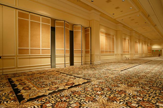 Aluminum Frame Folding Panel Movable Partition Walls / Sliding Wall Panels 0