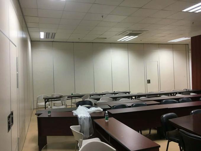 Aluminum Frame Interior Wood Acoustic Folding Partitions 13000 mm Height 2
