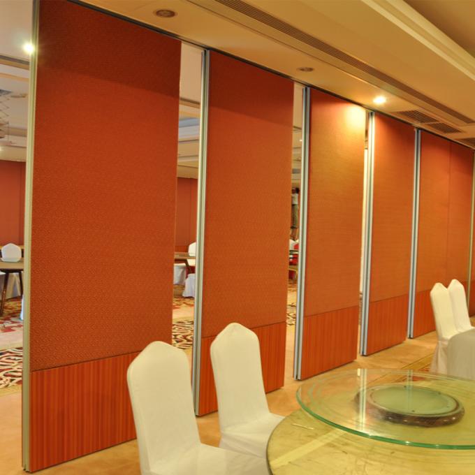 Aluminum Sliding Folding Banquet Hall Partitions / Movable Wall Dividers 1
