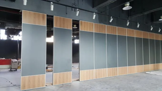 Aluminum Wooden Soundproof Folding Partition Walls For Banquet Hall / Ballroom 0
