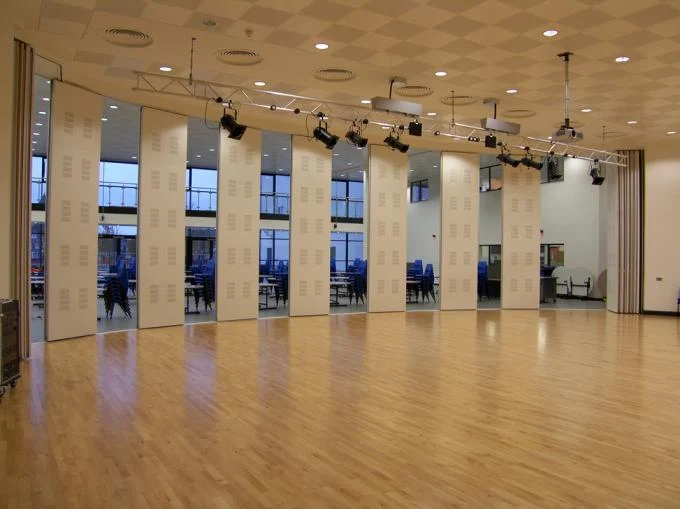 Anti - Fire Fabric Soundproof Movable Partition Walls For Multi - Functional Conference Hall 1