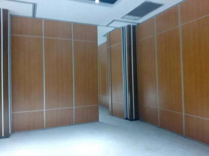 ASTM Standard Folding Screens Room Divider / Sliding Wall Partitions 0