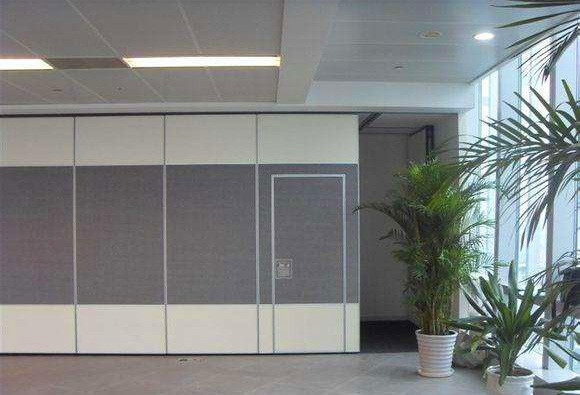 Ballroom Acoustic Wall Partition Wedding Room Divider Screen With Muti Direction Wheels 0