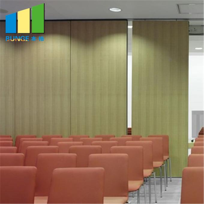 Banquet Hall Door Movable Partition Walls / Fireproof Wedding Partitions 1