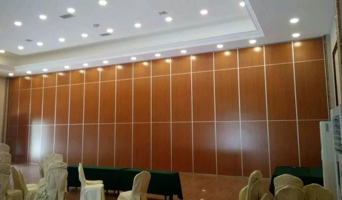 Melamine Surface Wooden Partition Doors , Moveable Folding Room Dividers 2