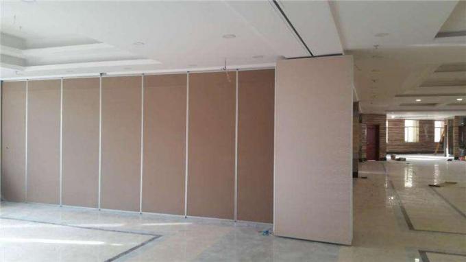 Banquet Hall Movable Wall Partitions , Melamine Surface Sliding Acoustic Room Divider 1