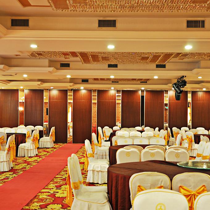 Banquet Hall Soundproof Sliding Room Folding Acoustic Movable Wooden Partition Wall 2