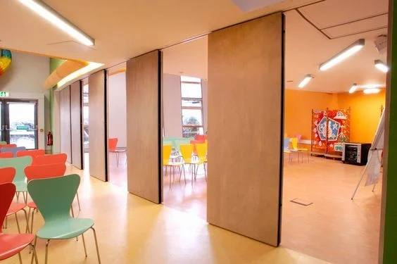 Classroom Sliding Partition Walls / Melamine board Aluminum Folding Door 1