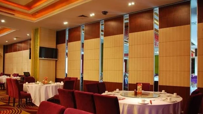 Collapsible Office Wooden Sliding Partition Walls Materials Aluminum Frame 1