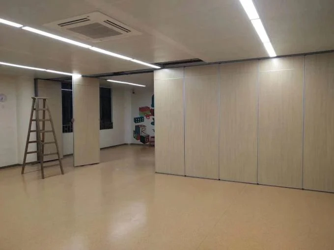 Collapsible Swing Door Sliding Wooden Panels Folding Wall Panel Partitions For Office Meeting Room 1