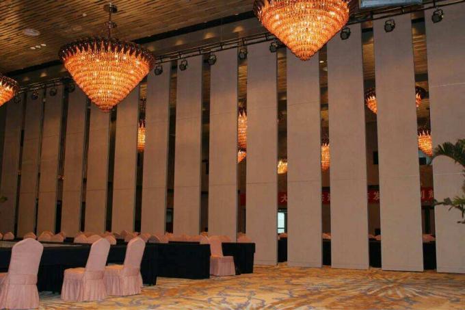 Collapsing Movable Wooden Folding Sound Proof Partitions Noise And Heat Reduction 0