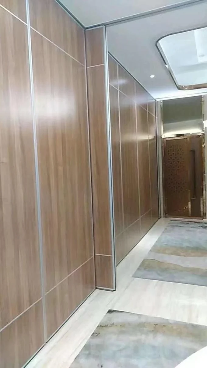 Commercial Aluminium Sliding Door / Office Folding Partition Wall Multi Color 0