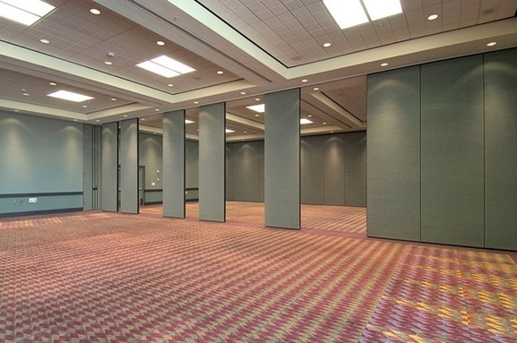 Commercial Folding Partition Doors / Melamine Board Movable Wall Partitions 1
