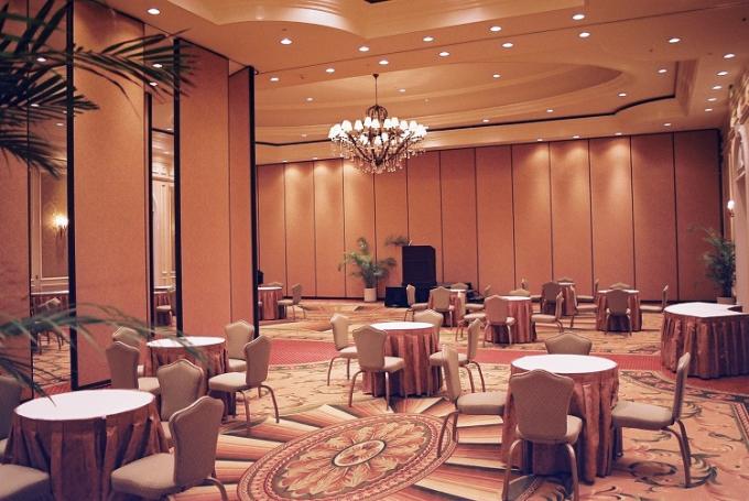 Commercial Furniture Movable Operable Partition Walls 500 - 1200 Mm Width 2