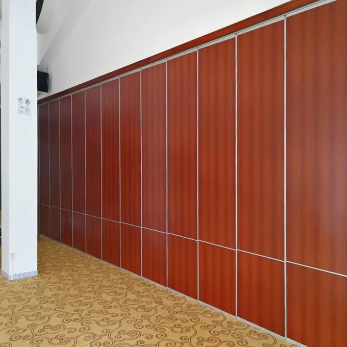 Commercial Movable Partition Walls / Hanging Ceiling System Banquet Room Dividers 0