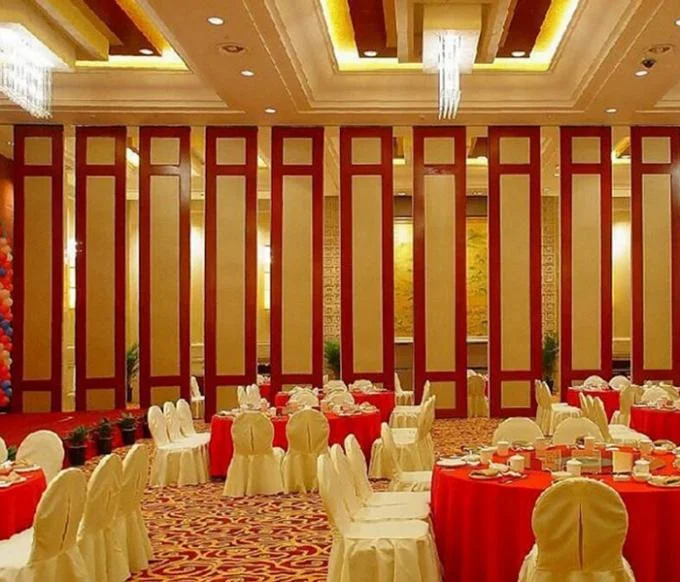 Commercial Wooden Acoustic Room Dividers / Acoustic Movable Walls 0
