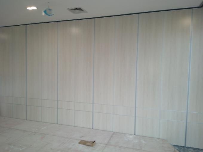 Conference Room Acoustic Folding Movable Partition Walls 85 mm Thickness 1