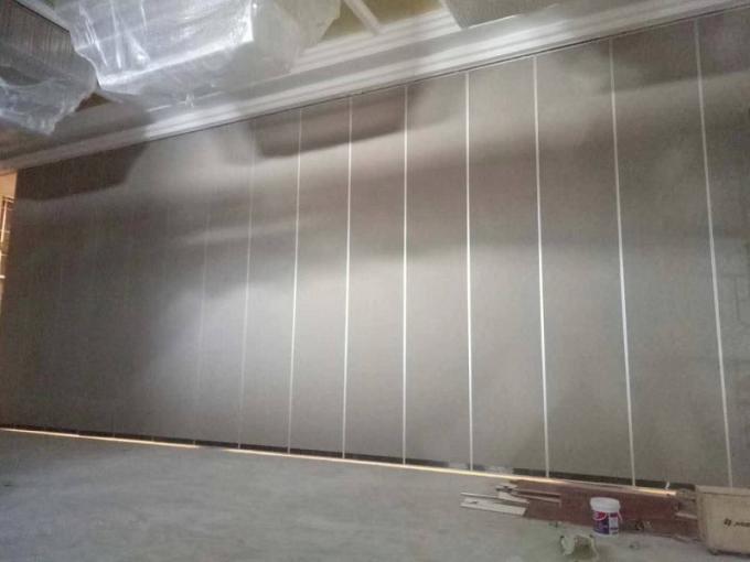 Conference Room Movable Partition Walls , 65 mm Sliding Door Roller Soundproof Room Dividers 2