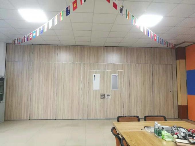 Custom Banquet Hall Soundproof Partition Wall , Folding Room Partitions 0