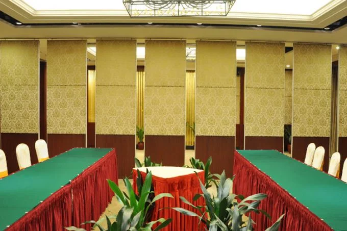 Custom Hanging Partition Panel / Wooden Partition Wall For Convention Hall 0