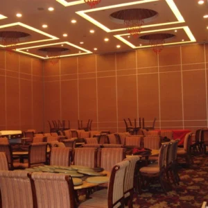 Custom Hotel Movable Floor to Ceiling Partition Wall With Sliding Aluminium Track