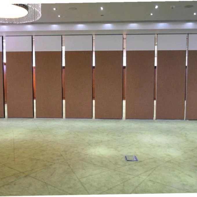 Custom Made Workstation Sliding Folding Partition Walls Panel 85mm Thickness 1